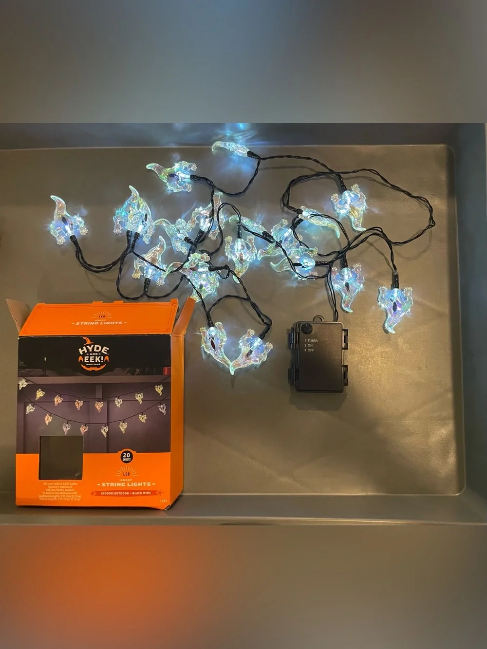 Hyde & Eek! 20ct LED Battery Operated Iridescent Ghost Halloween String Light